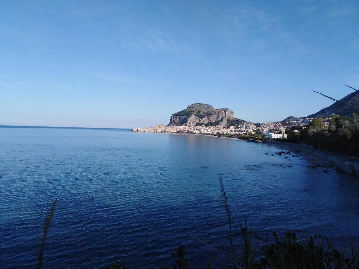 Casa Spinuzza 4 Apartment Cefalu